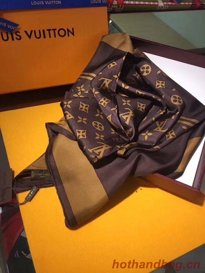 Louis Vuitton Scarf LVS00123